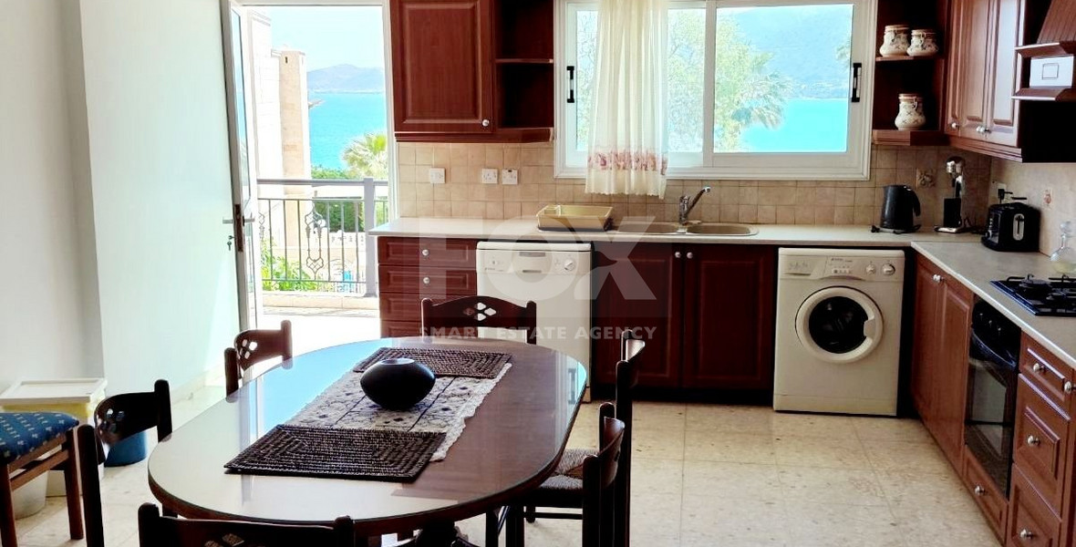 House for Long term Rent on the beach
