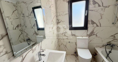 Semi-detached Villa with Pool and Sea View in Mandria