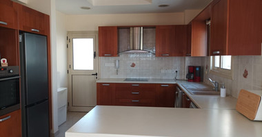 Spacious 3 Bedroom House For Sale In Peaceful Agios Athanasios