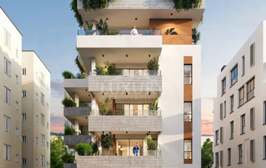 Elegant Mediterranean-Style 3 Bedroom Apartment for sale – Just 150m from the Beach