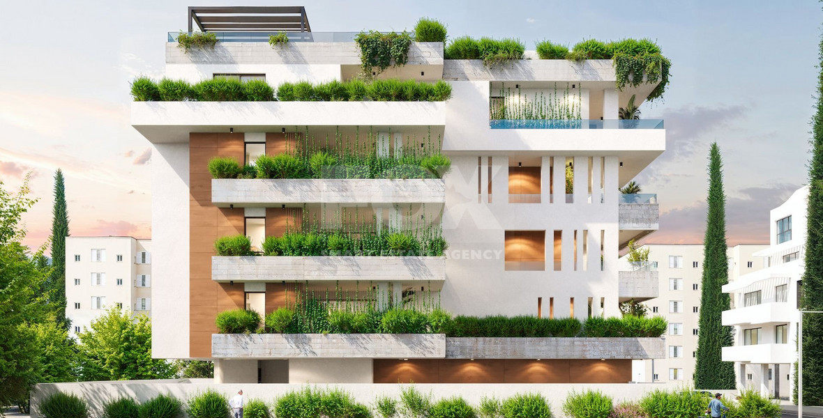 Elegant Mediterranean-Style 3 Bedroom Apartment for sale – Just 150m from the Beach