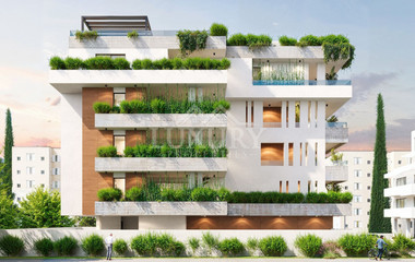 Elegant Mediterranean-Style 3 Bedroom Apartment for sale – Just 150m from the Beach