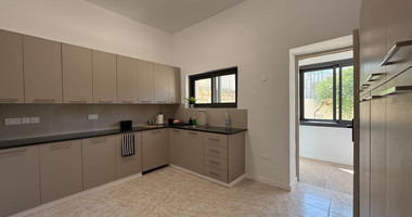 FULLY RENOVATED GROUND FLOOR OFFICE BUILDING FOR RENT IN AYIA TRIADA-LIMASSOL