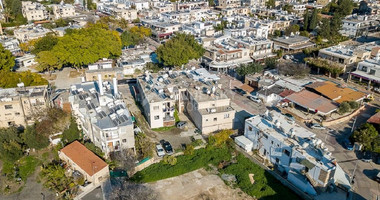 Shop in Kato Paphos for sale