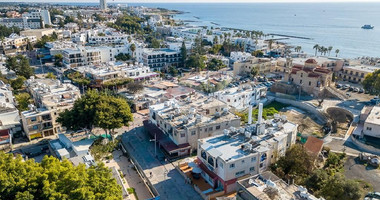 Shop in Kato Paphos for sale