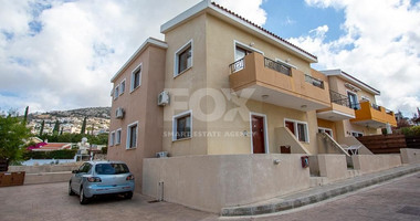 Three bedroom house in Peyia , Paphos , for sale
