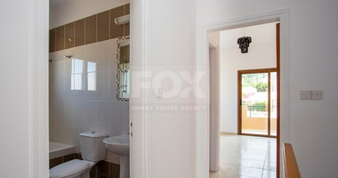 Three bedroom house in Peyia , Paphos , for sale