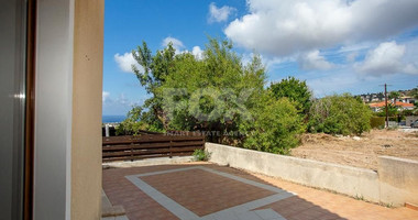 Three bedroom house in Peyia , Paphos , for sale