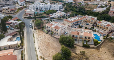 Three bedroom house in Peyia , Paphos , for sale