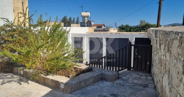 Cypriot Traditional House For rent In Giolou