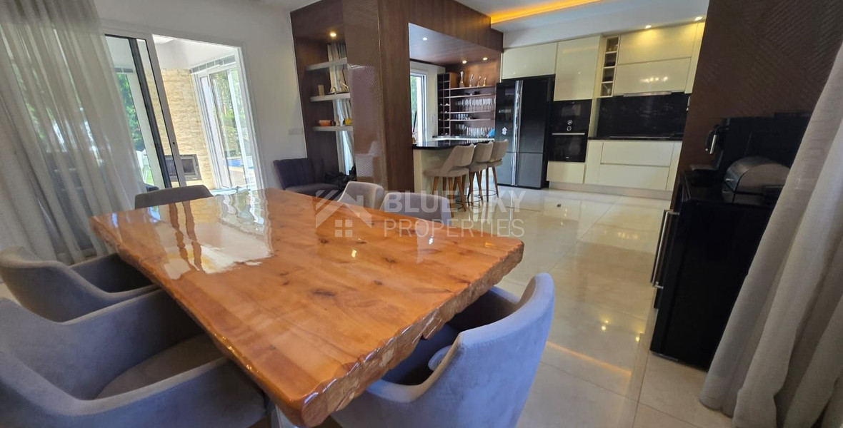 Stunning 4-Bedroom Villa with Annex in  Agios Tychonas