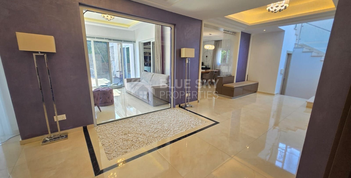 Stunning 4-Bedroom Villa with Annex in  Agios Tychonas