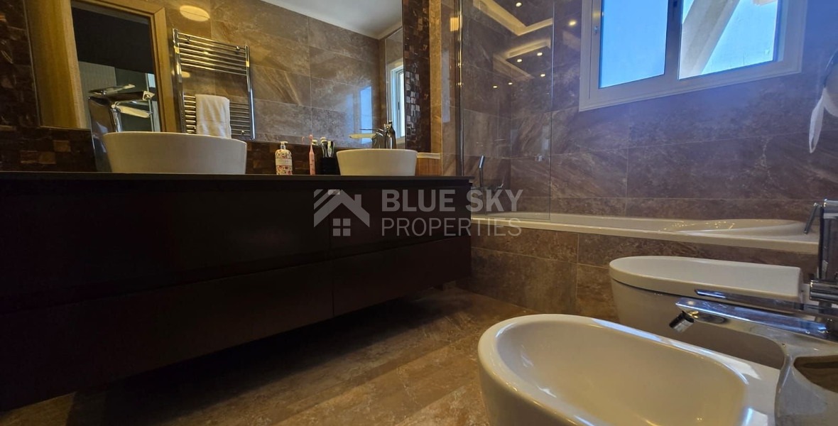 Stunning 4-Bedroom Villa with Annex in  Agios Tychonas