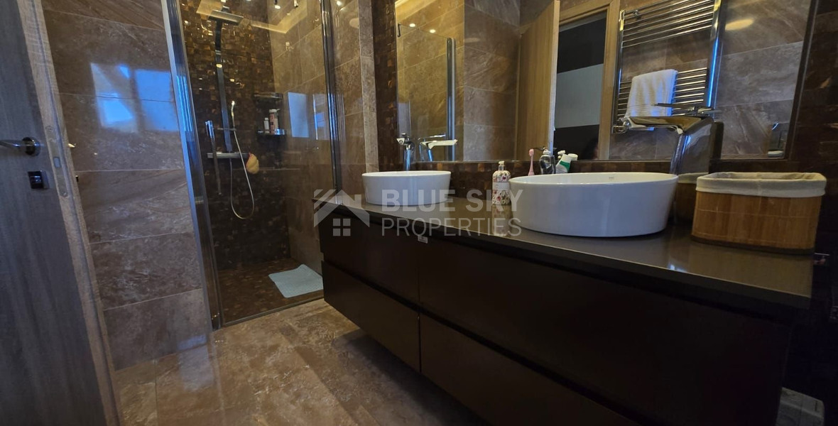 Stunning 4-Bedroom Villa with Annex in  Agios Tychonas