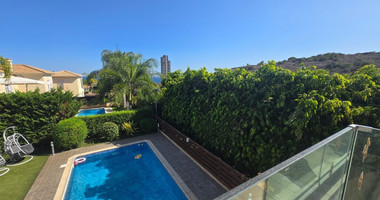 Stunning 4-Bedroom Villa with Annex in  Agios Tychonas