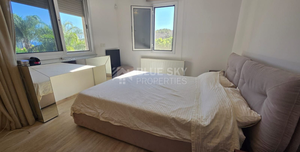 Stunning 4-Bedroom Villa with Annex in  Agios Tychonas