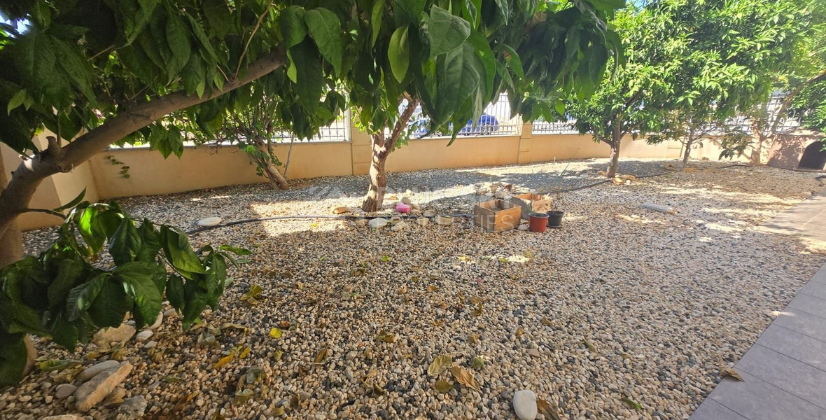 Stunning 4-Bedroom Villa with Annex in  Agios Tychonas