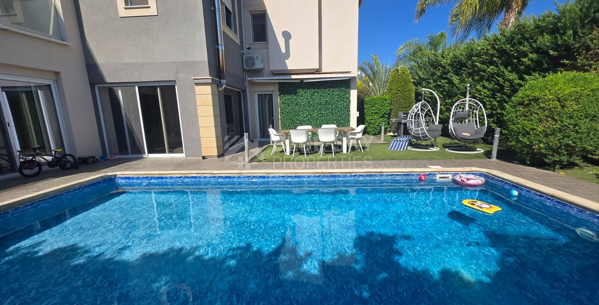 Stunning 4-Bedroom Villa with Annex in  Agios Tychonas