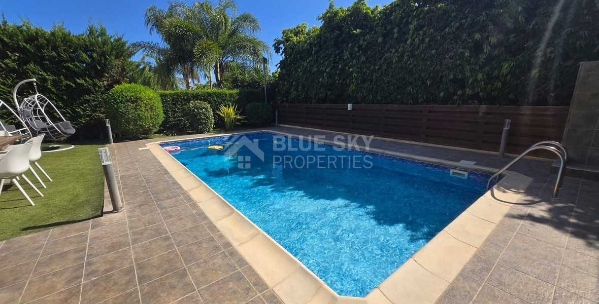 Stunning 4-Bedroom Villa with Annex in  Agios Tychonas