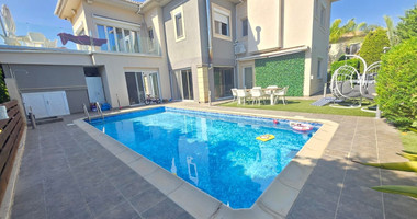 Stunning 4-Bedroom Villa with Annex in  Agios Tychonas