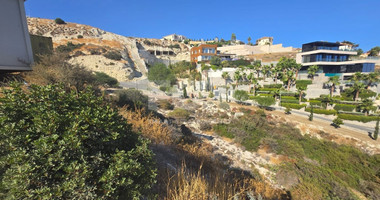 Residential Land for sale in Agios Tychonas