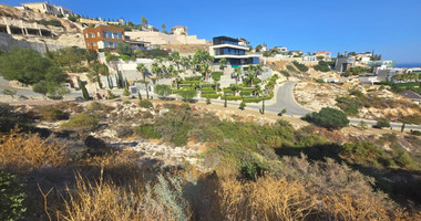 Residential Land for sale in Agios Tychonas