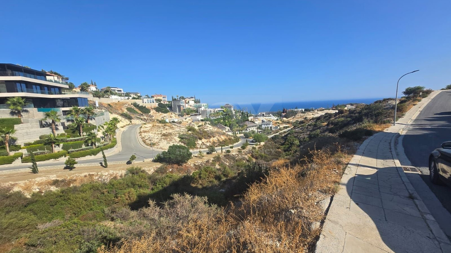 Residential Land for sale in Agios Tychonas