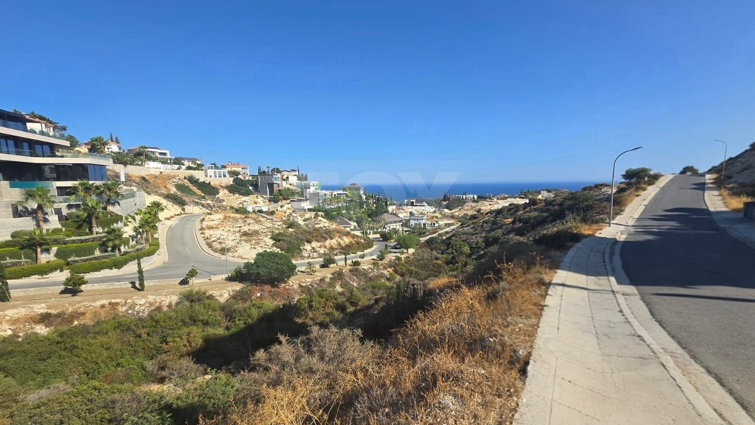 Residential Land for sale in Agios Tychonas