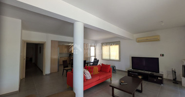 Modern Furnished 3 Bedroom Apartment in Geroskipou