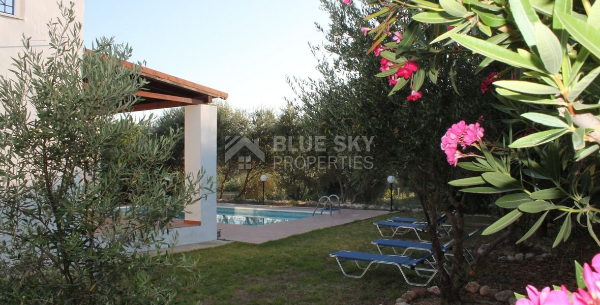 Unfurnished Villa with Large Plot in Peaceful Polis