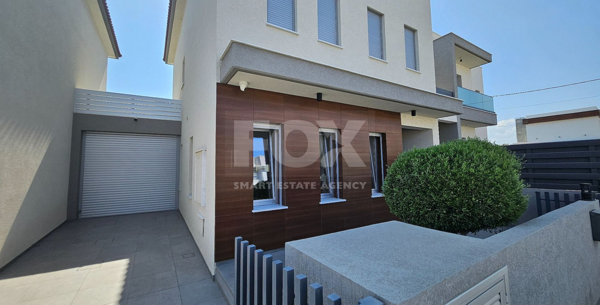 Modern Five-Bedroom Fully Furnished Detached House for sale in Kolossi