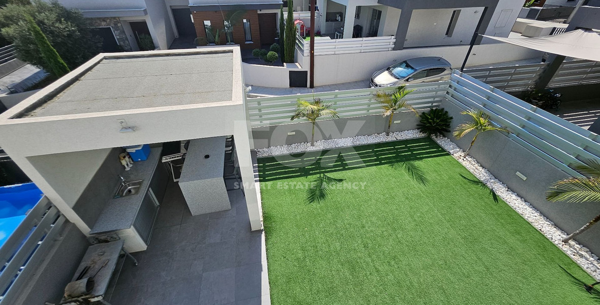 Modern Five-Bedroom Fully Furnished Detached House for sale in Kolossi