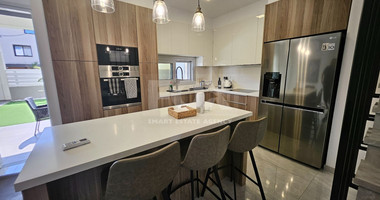 Modern Five-Bedroom Fully Furnished Detached House for sale in Kolossi