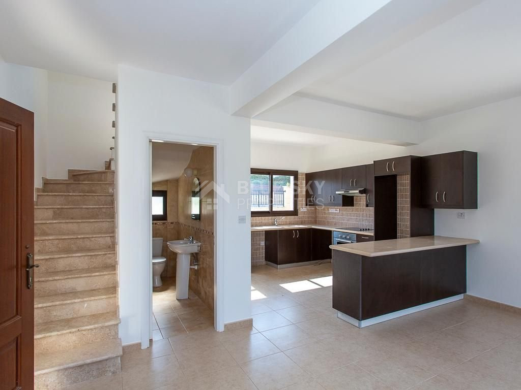 For sale Stylish  three bedroom Villa – Paphos