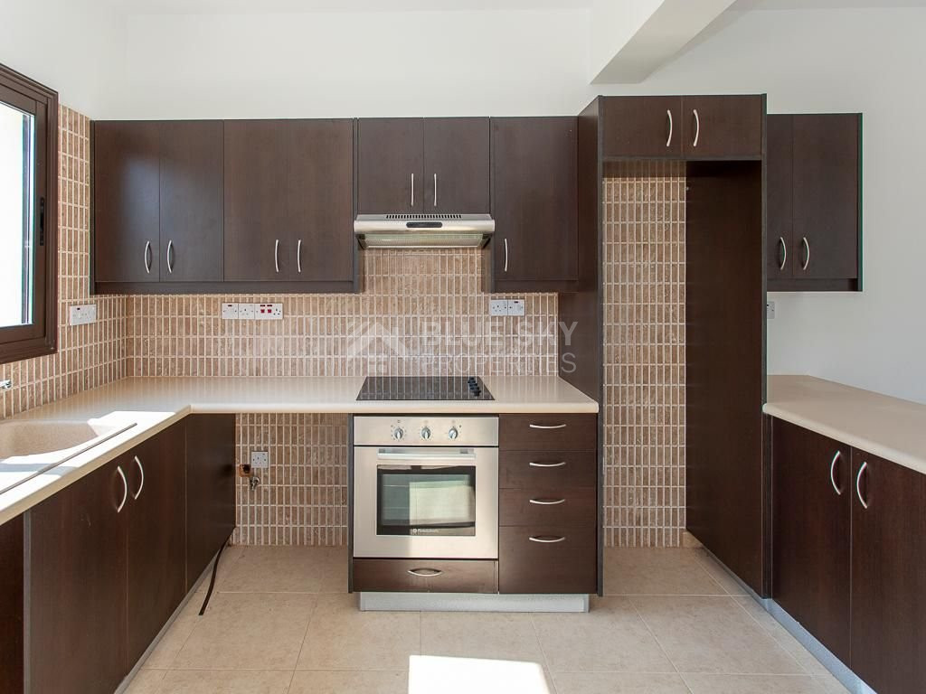 For sale Stylish  three bedroom Villa – Paphos