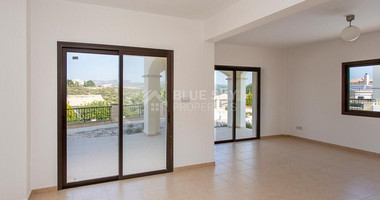 For sale Stylish  three bedroom Villa – Paphos
