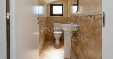 For sale Stylish  three bedroom Villa – Paphos
