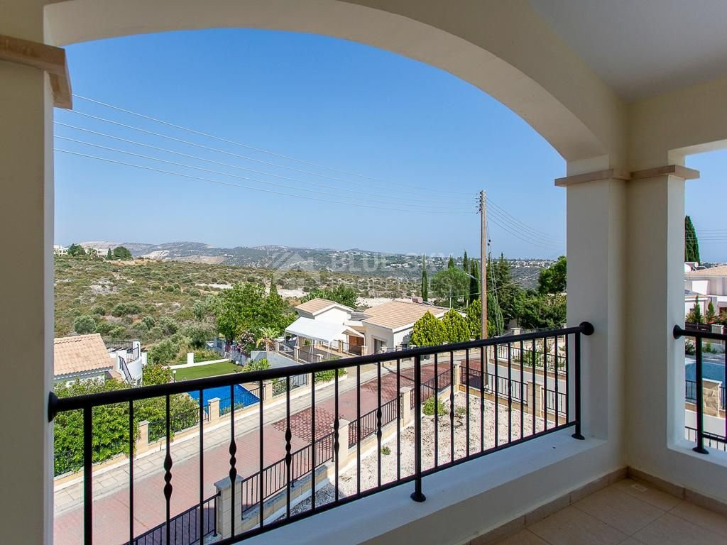 For sale Stylish  three bedroom Villa – Paphos