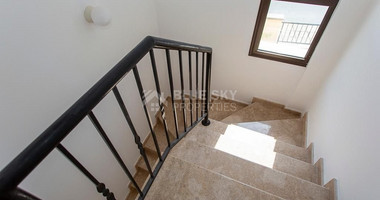 For sale Stylish  three bedroom Villa – Paphos