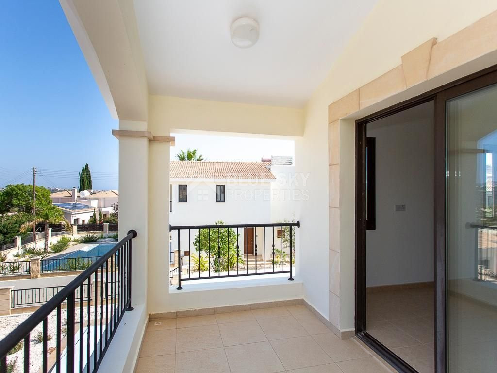 For sale Stylish  three bedroom Villa – Paphos