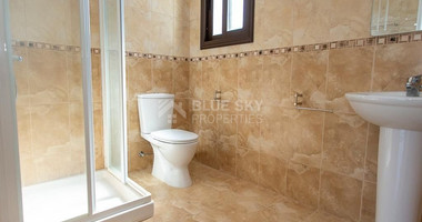 For sale Stylish  three bedroom Villa – Paphos