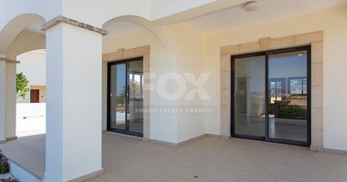 For sale Stylish  three bedroom Villa – Paphos