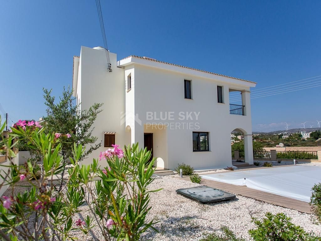 For sale Stylish  three bedroom Villa – Paphos
