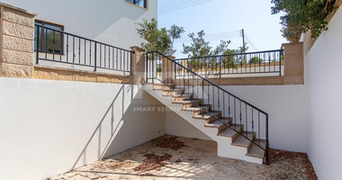 For sale Stylish  three bedroom Villa – Paphos