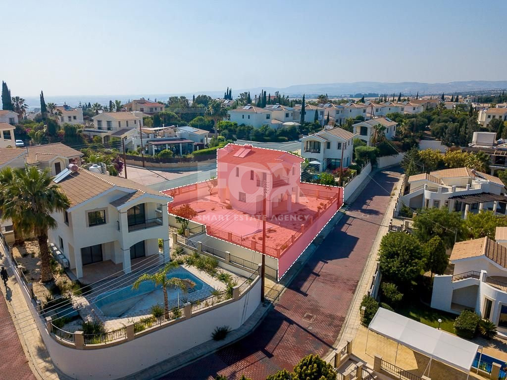 For sale Stylish  three bedroom Villa – Paphos