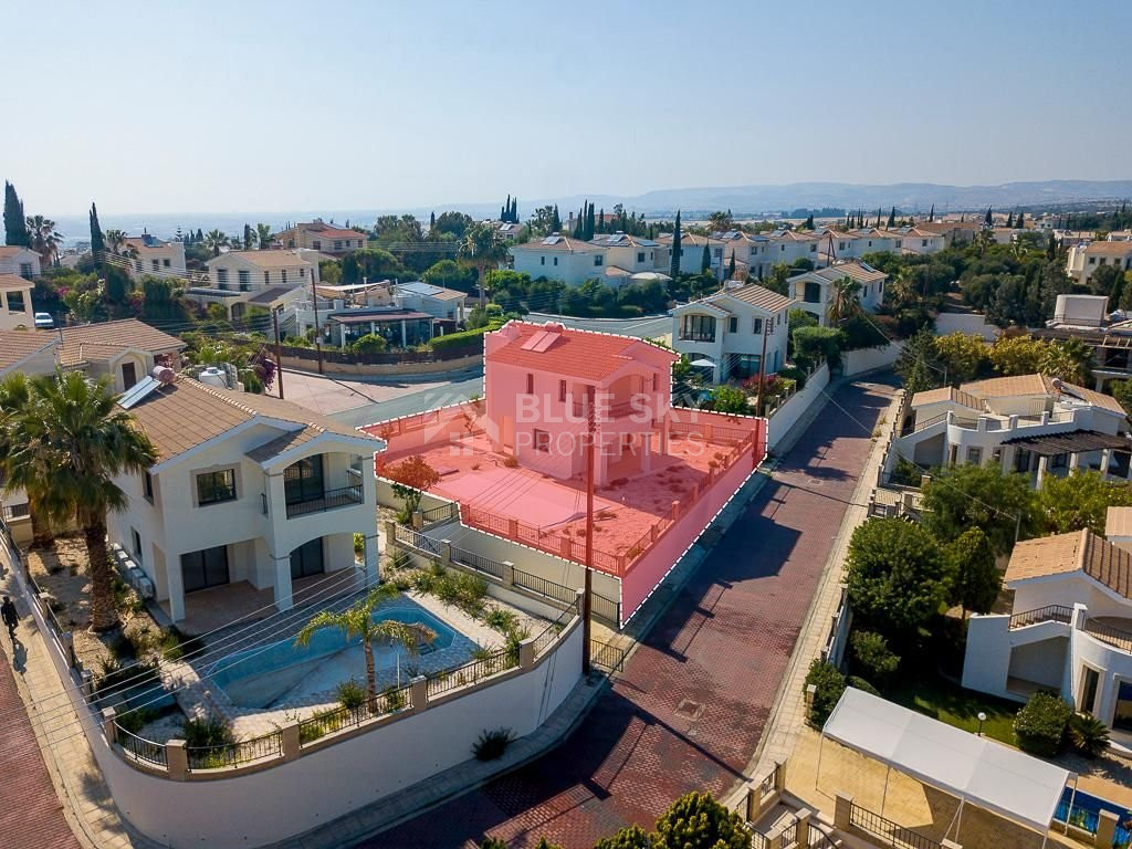 For sale Stylish  three bedroom Villa – Paphos