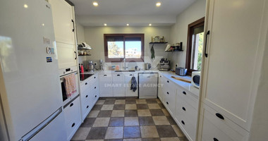 Detached Villa for rent in Agios Athanasios
