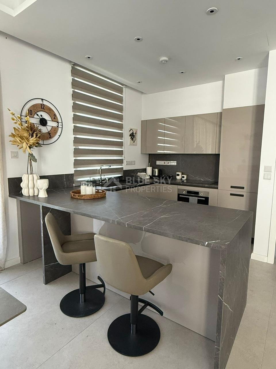 RENT: NEW LUXURY AND SPACIOUS 2 BEDROOM APARTMENT IN AGIOS NICHOLAOS