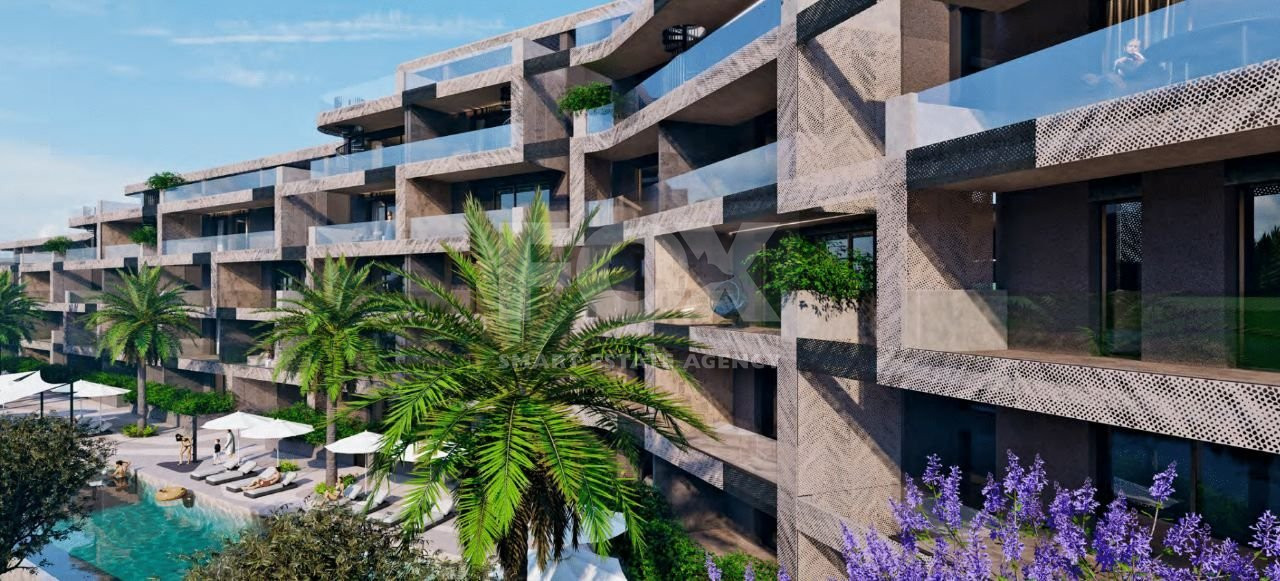Four Bedroom penthouse plus office with private Roof Garden for sale in Germasogeia Area
