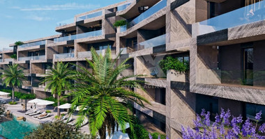 Four Bedroom penthouse plus office with private Roof Garden for sale in Germasogeia Area